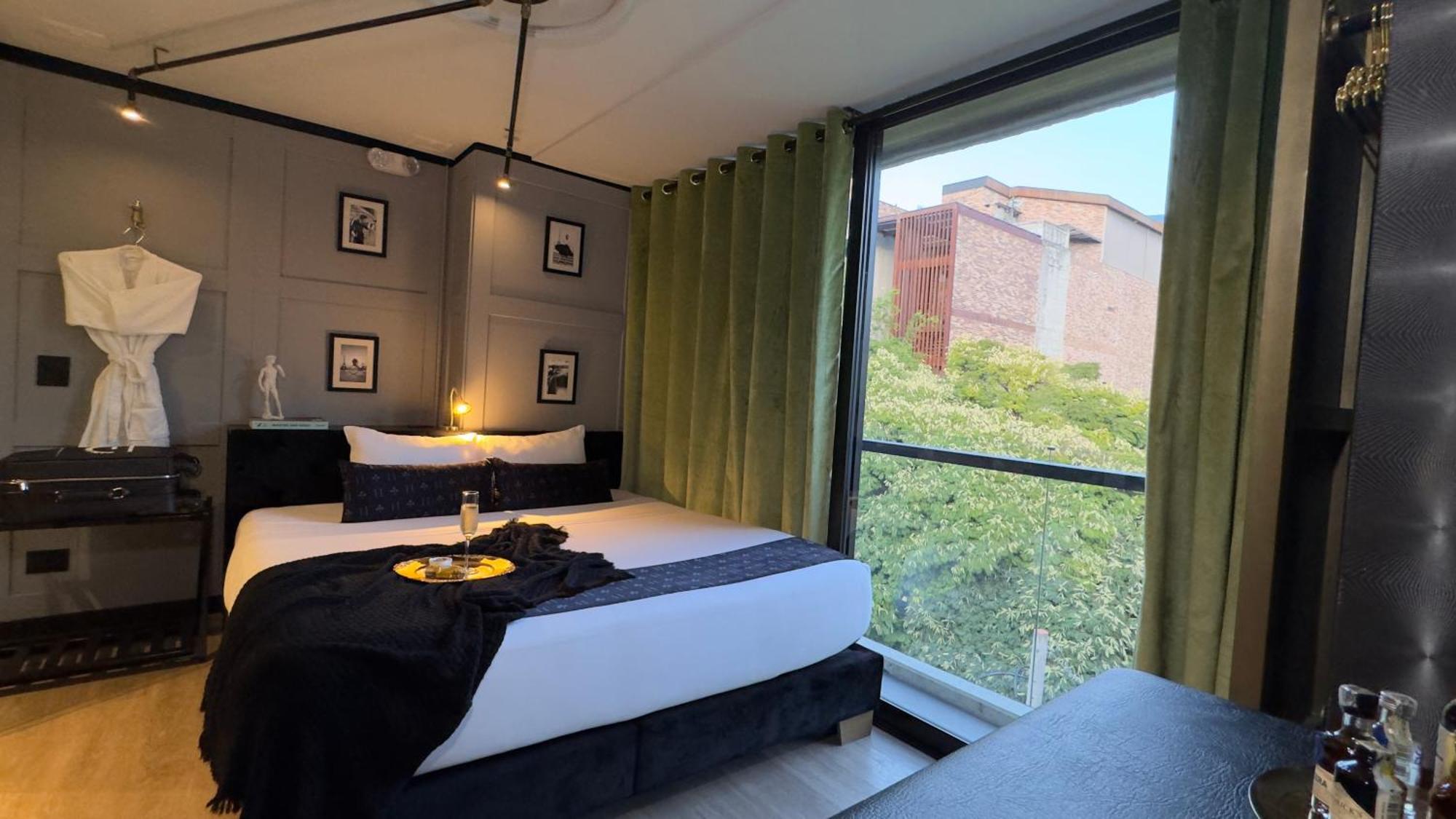 Hotel Helene Medellin Ngoại thất bức ảnh